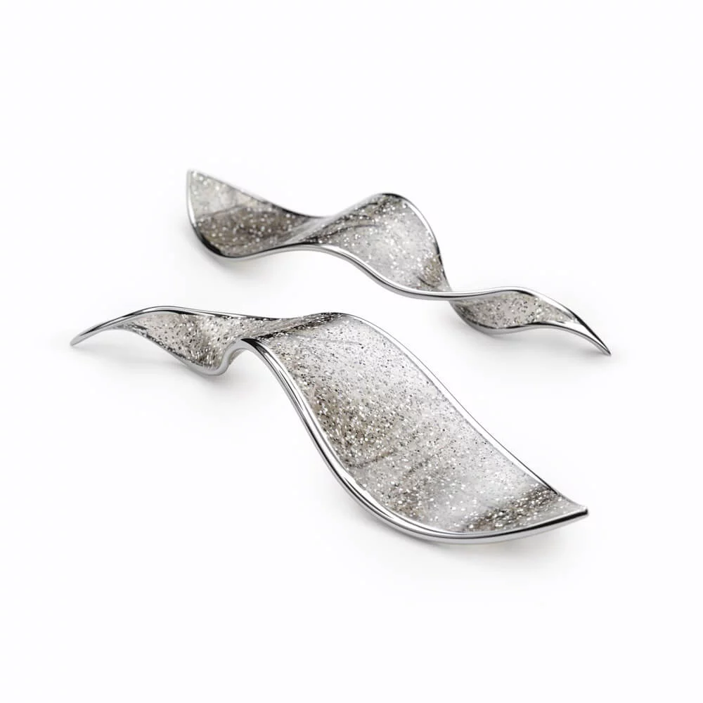 04-Tabac-Haze-with-Silver-Mica-and-Silver-Edge