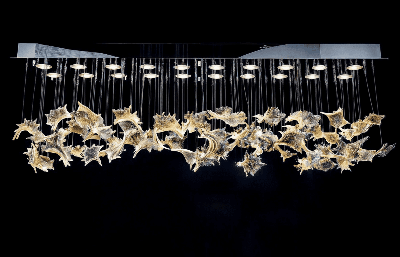 FlyingLeaves1-enhanced