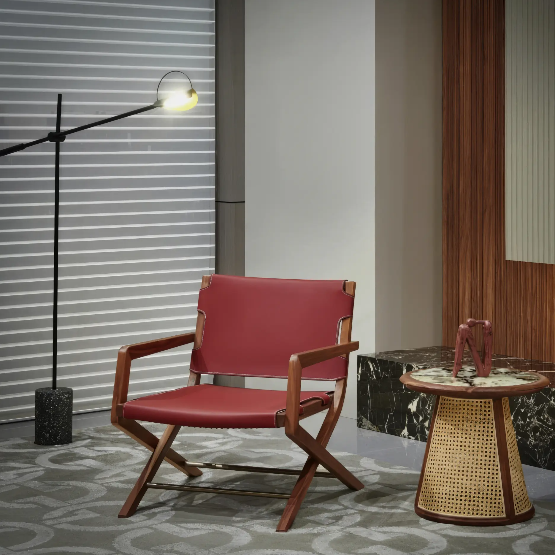 WOMEN  кресло кожаное