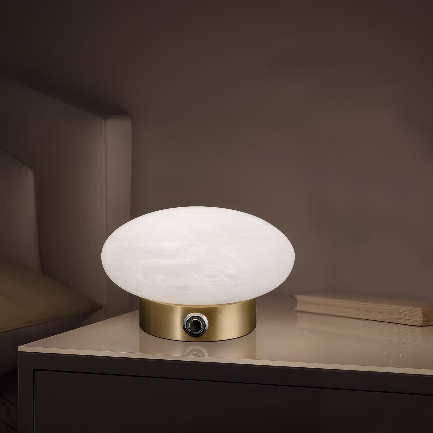 ORNELIA настольная лампа